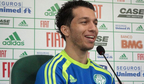 Palmeirense promete dar vida por título em 2012