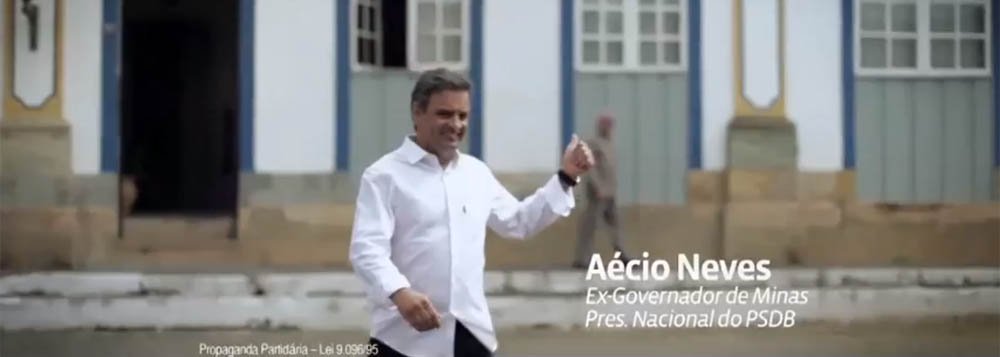 Aécio domina programa do PSDB e aponta risco inflacionário