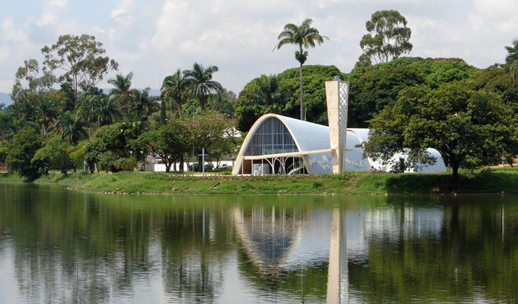 Lagoa da Pampulha: 100% contaminada