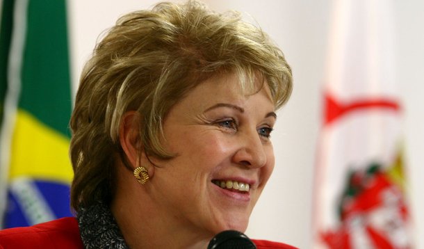 Embaixadora nos EUA? "Mentira esdrúxula"