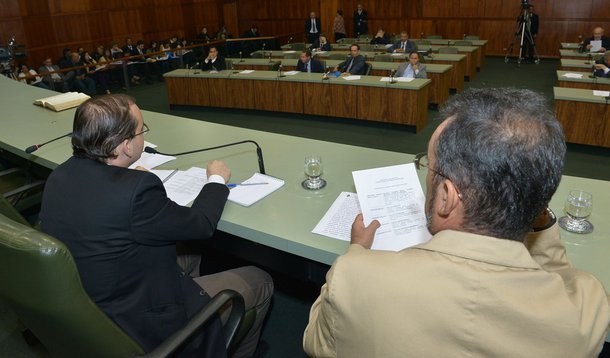 Assembleia aprova anistia a ex-servidores da Caixego