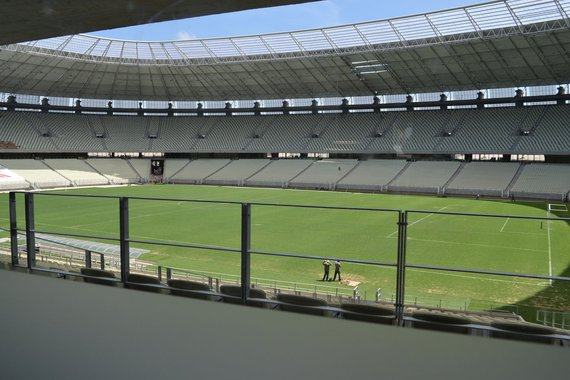 Arena Castelão é entregue à FIFA e ao COL