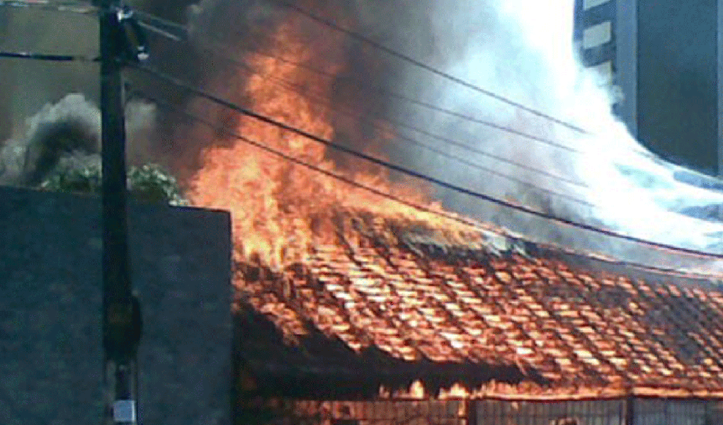 Incêndio destrói restaurante Coco Bahia