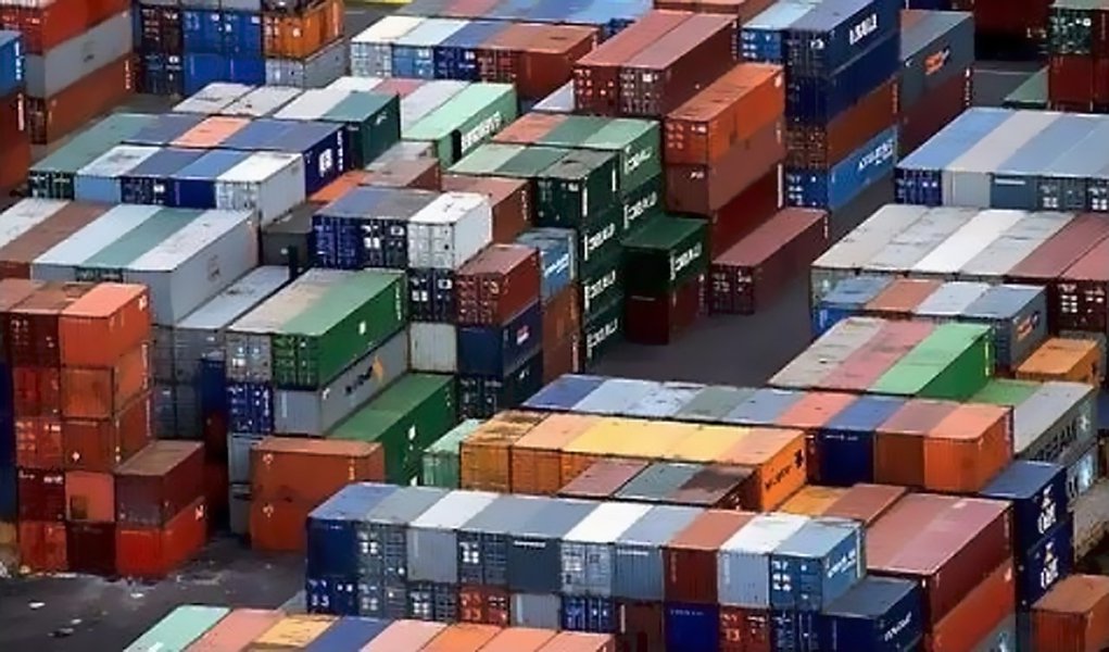 Brasil bate recorde de exportações: US$ 250,3 bilhões