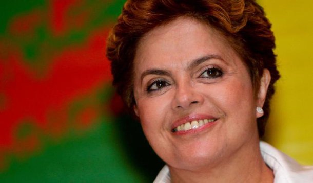 Dilma sorri com Brasil como 6ª economia global