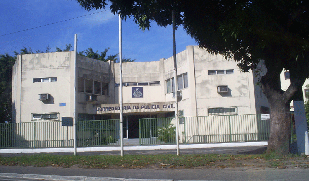 Policiais acusados de matar preso em Porto Seguro se entregam