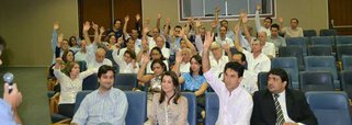 Médicos do Estado param por salário de R$ 10,4 mil