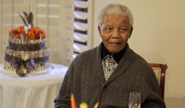 Internado há dois dias, Mandela fará exames médicos