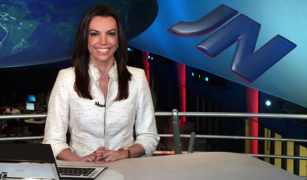 Ana Paula Araújo pode entrar no “Fantástico”