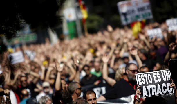 Em crise, emigração na Espanha atinge recorde