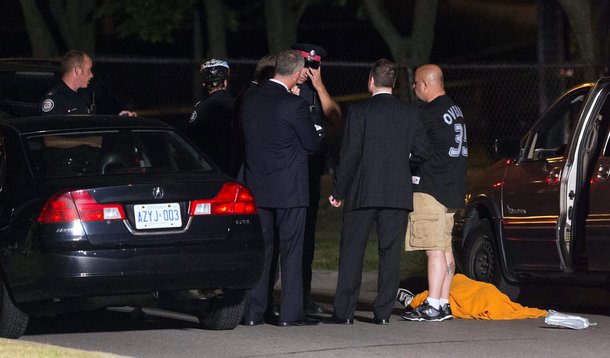 Tiroteio mata duas pessoas e fere 19 no Canadá