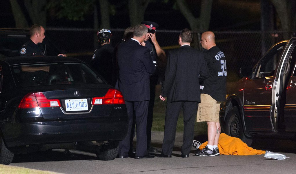 Tiroteio mata duas pessoas e fere 19 no Canadá