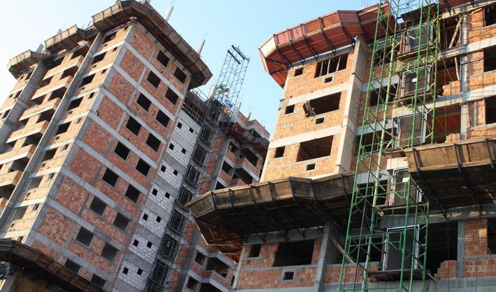 Limite para comprar imóvel com FGTS poderá ser de R$ 750 mil