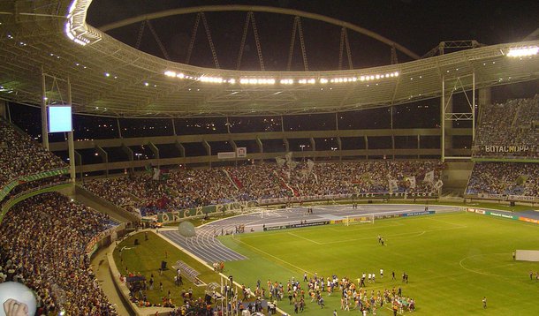 Cariocas querem outro nome para o Engenhão
