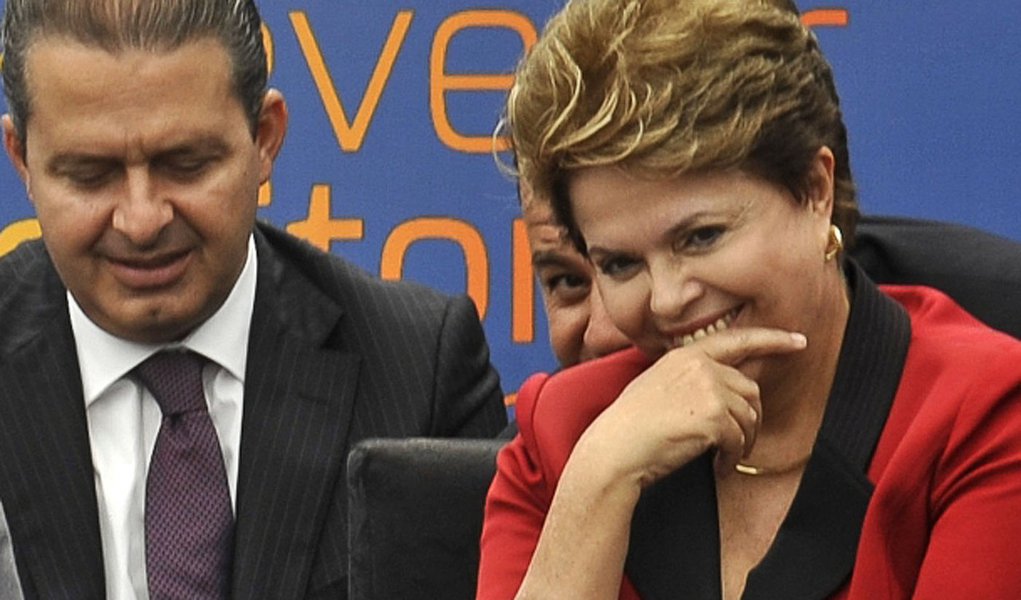 "Ajudo a presidente Dilma falando a verdade"