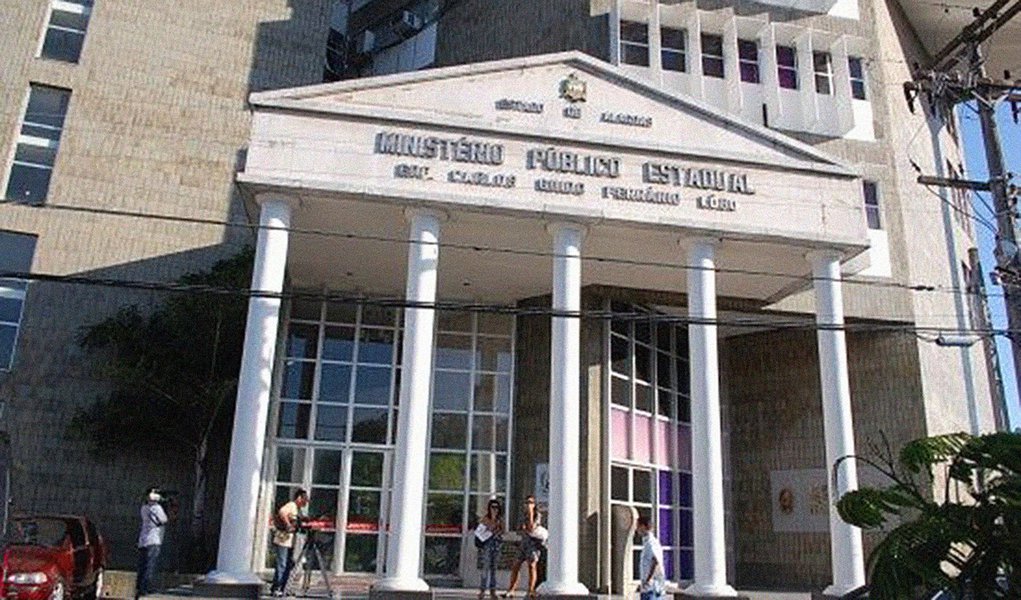 Sindicato propõe ação de improbidade contra Vilela