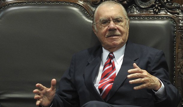 Sarney vende ilha por R$ 20 milhões