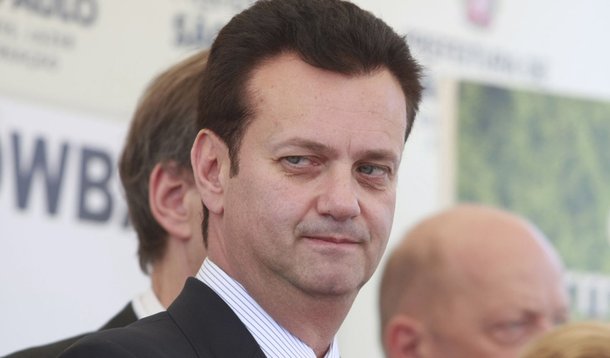 Kassab sanciona reajustes de mais de 200%