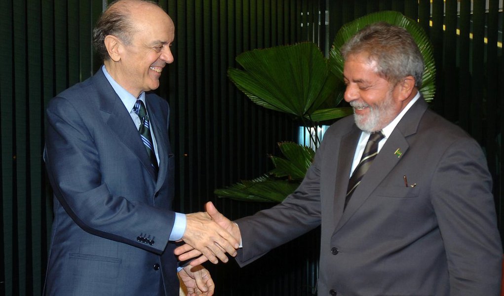 'Lula' e 'Serra' juntos na Bahia