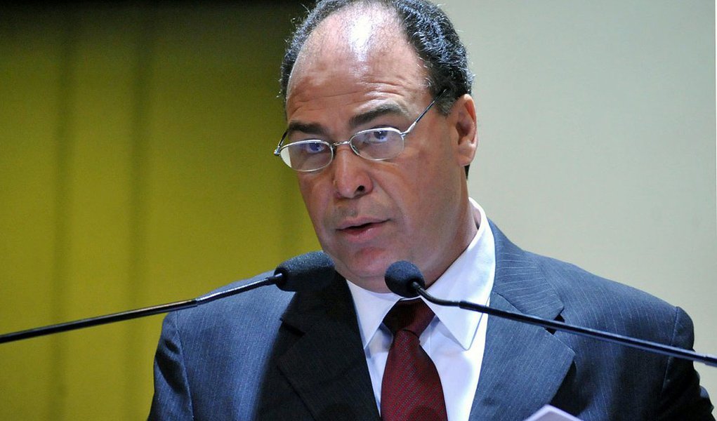 Ministro do PSB trabalha contra Campos. Será?