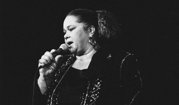 Cantora Etta James está em estado terminal