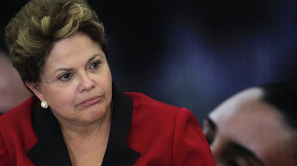 Inventividade contábil ameaça credibilidade de Dilma, diz Folha