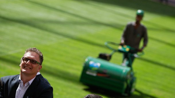 Valcke prepara tabela da Copa sem o Itaquerão