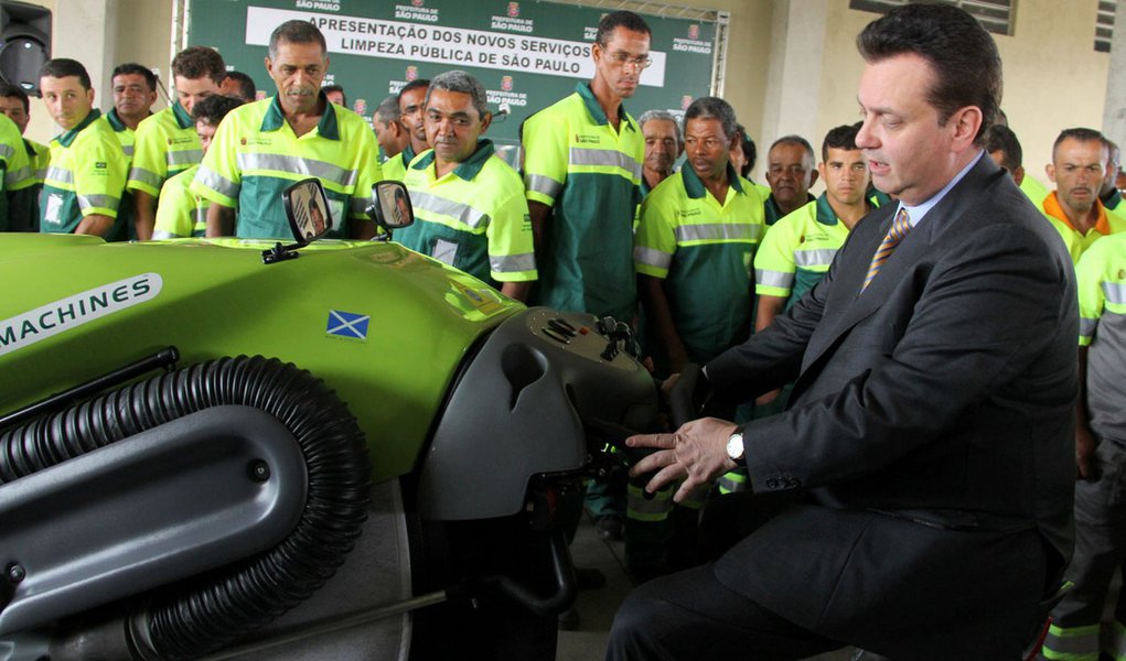 PSOL tenta barrar trem da alegria para PSD de Kassab