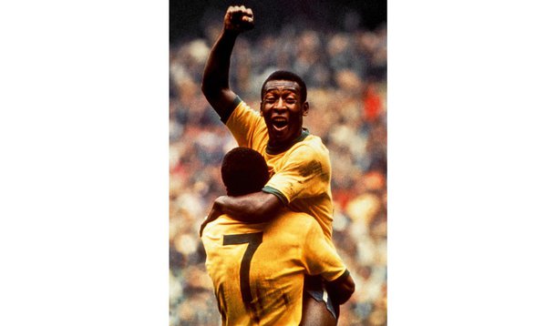Há 41 anos sem jogar, Pelé mantém 4º lugar em ranking de artilheiros