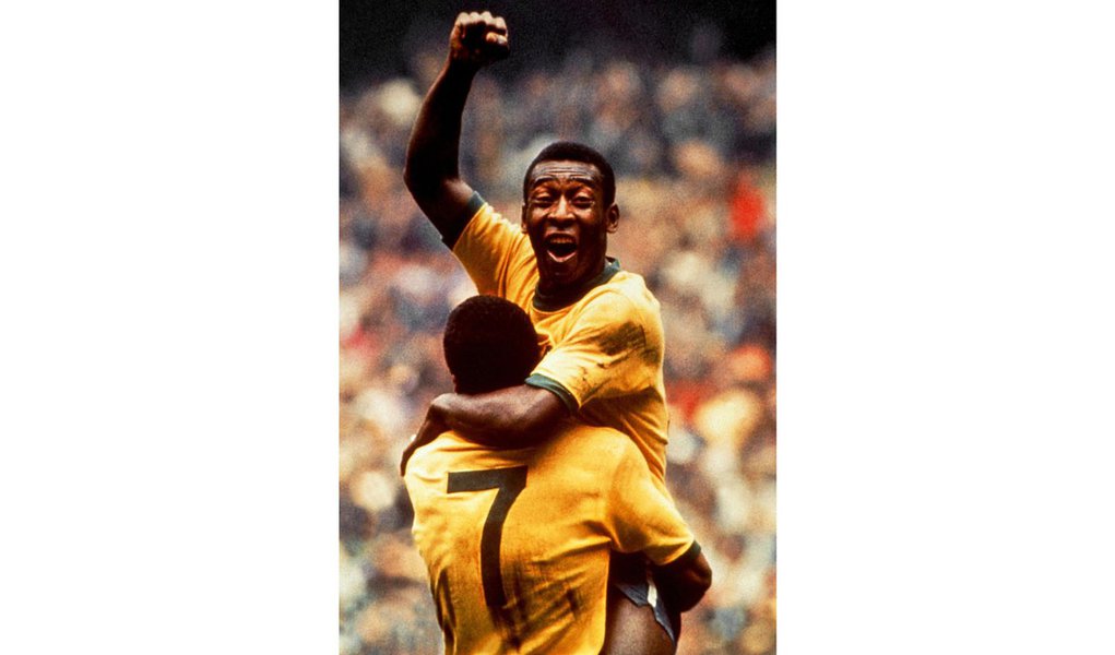 Há 41 anos sem jogar, Pelé mantém 4º lugar em ranking de artilheiros
