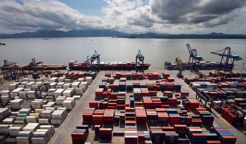 Dilma tem até dia 5 para sancionar MP dos Portos