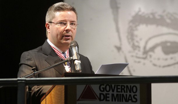 Anastasia consegue US$ 450 mi para dívida com a Cemig