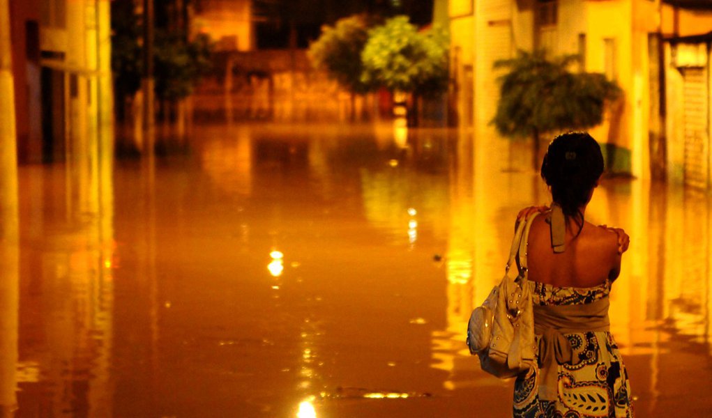 Chuva deixa São Paulo em estado de alerta