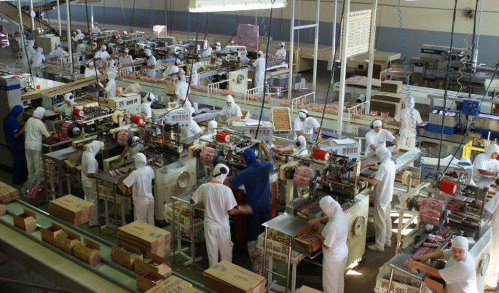 Mercado reduz projeção de crescimento do País