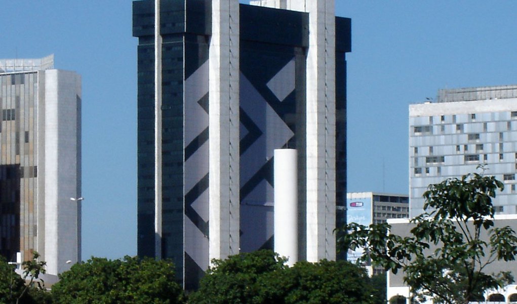 BB pretende criar companhia de seguros