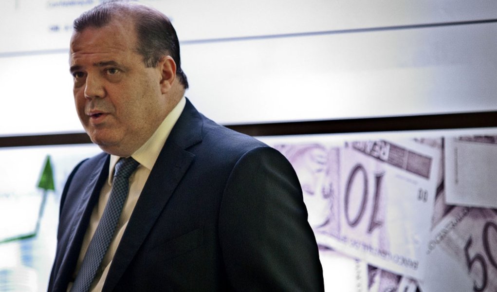 Copom deve manter Selic em 7,25%