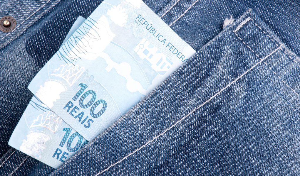 Poupança vai tomando a dianteira