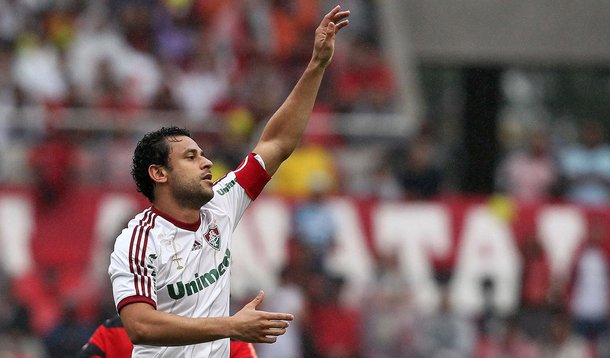 Fred marca e Tricolor vence Fla-Flu histórico