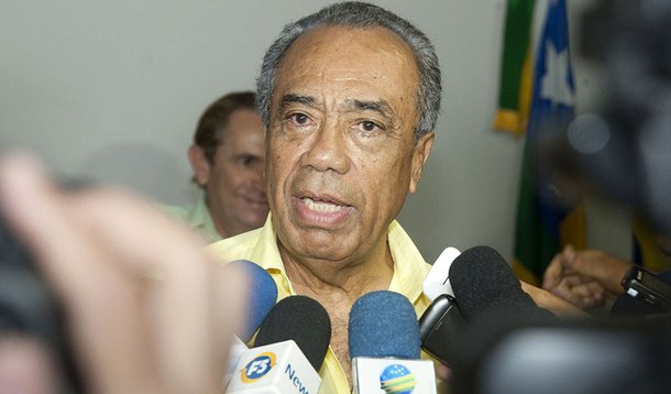 João, assuma suas responsabilidades. Os problemas são seus!