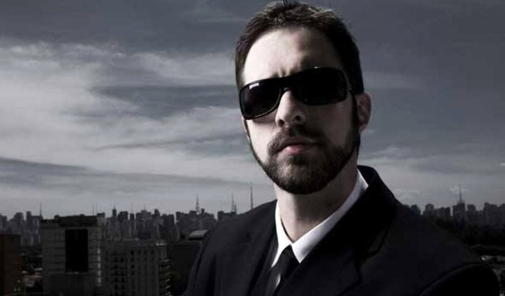 Fim da novela: Rafinha Bastos deixa Band sem pagar multa