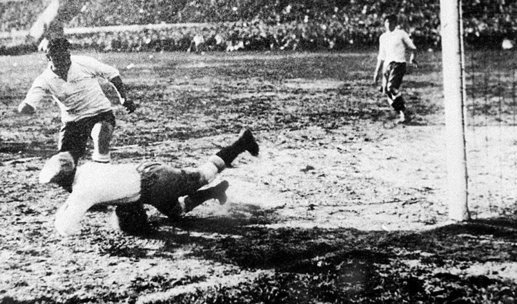 Técnico mais novo da Copa leva Argentina pra final em 1930