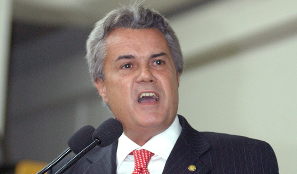 André Campos oficializa seu afastamento da CNB