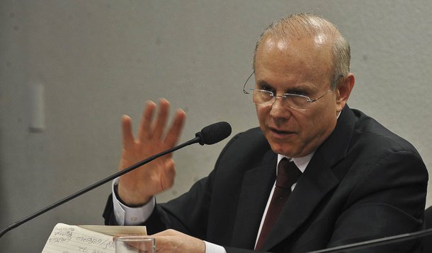 Mantega vai à Fiesp intensificar aproximação com o empresariado