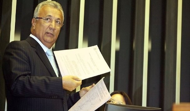 “Amorim utilizou Proinveste para maltratar e humilhar o povo”