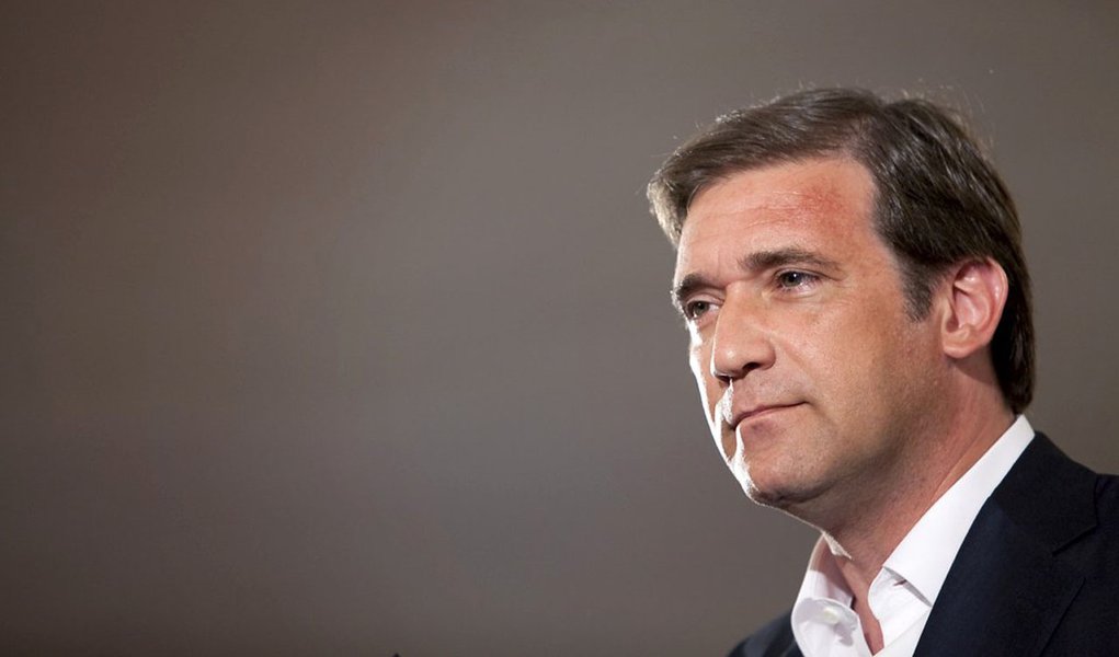 Portugal consegue acordo com troika para desbloquear empréstimo