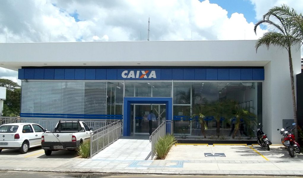 Caixa reduz juros em suas linhas de crédito