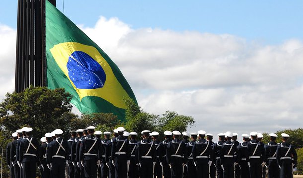 Bandeira nacional, um símbolo esquecido