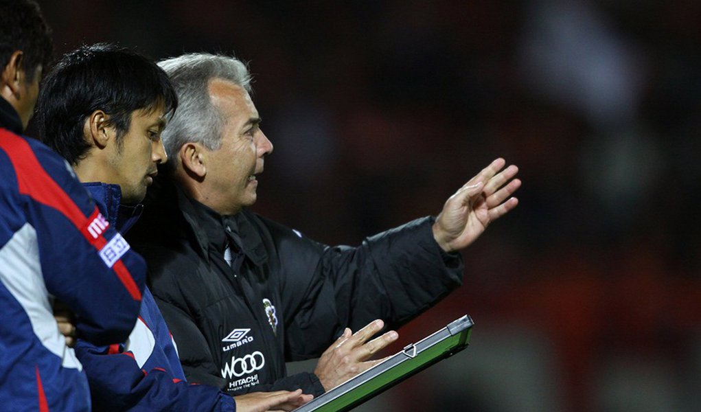 Nelsinho diz que Kashiwa Reysol precisa melhorar