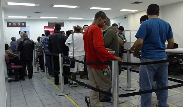 Como encerrar a conta corrente