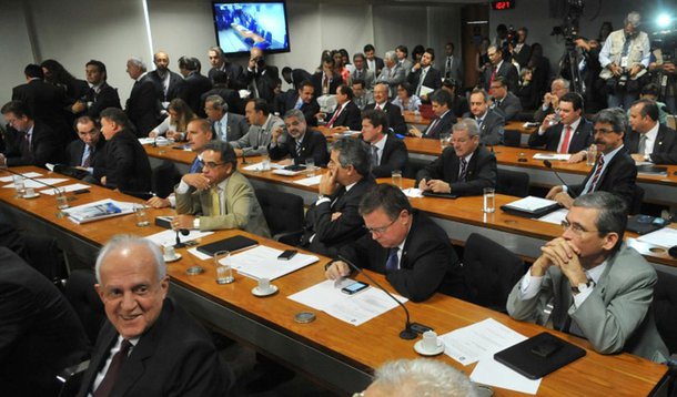 De quatro depoimentos previstos na CPI, apenas um deve ocorrer